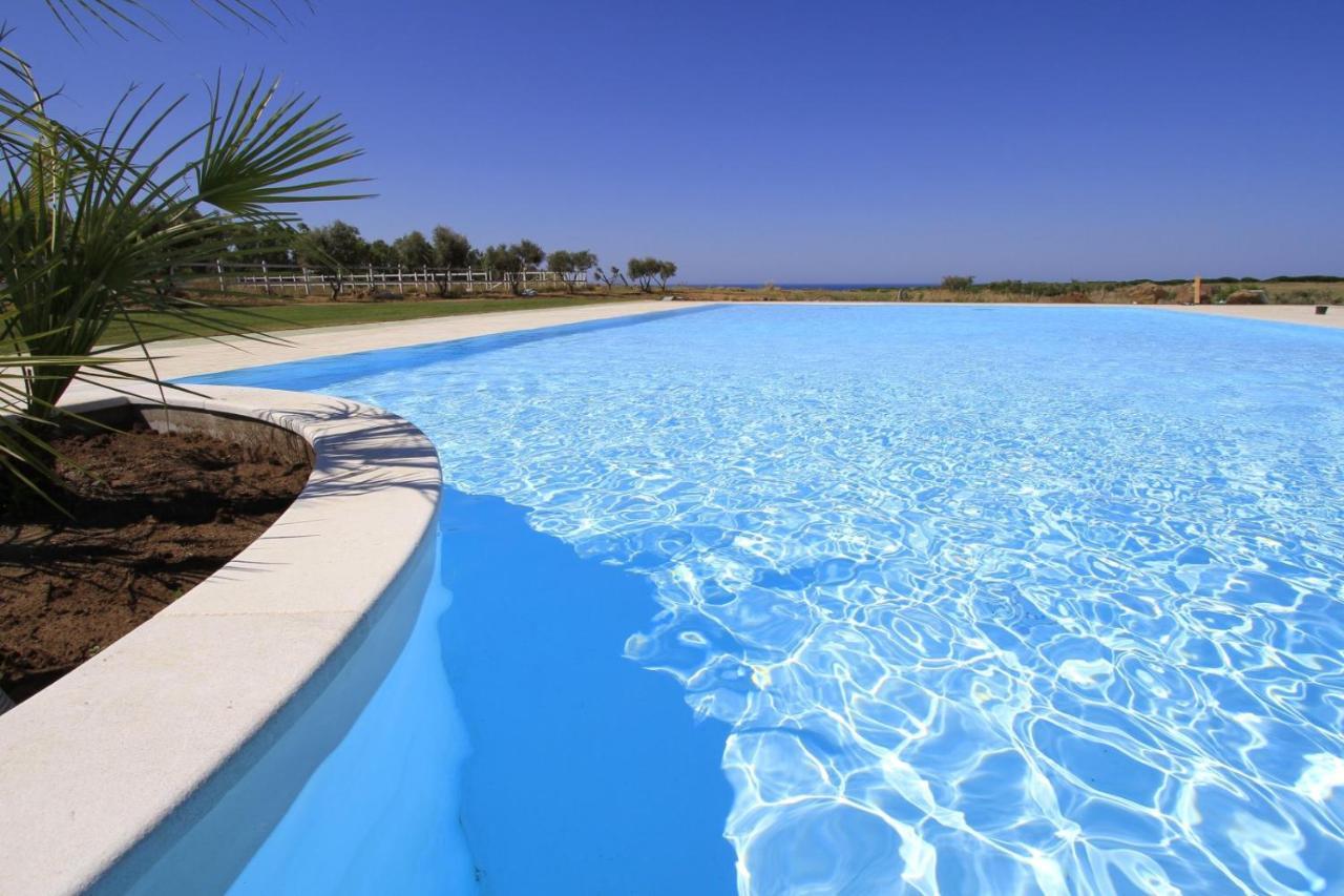 Country Resort Capo Nieddu Santa Caterina Di Pittinuri  Eksteriør billede