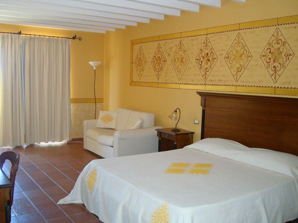 Country Resort Capo Nieddu Santa Caterina Di Pittinuri  Eksteriør billede