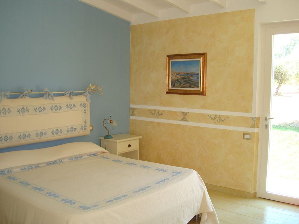 Country Resort Capo Nieddu Santa Caterina Di Pittinuri  Eksteriør billede