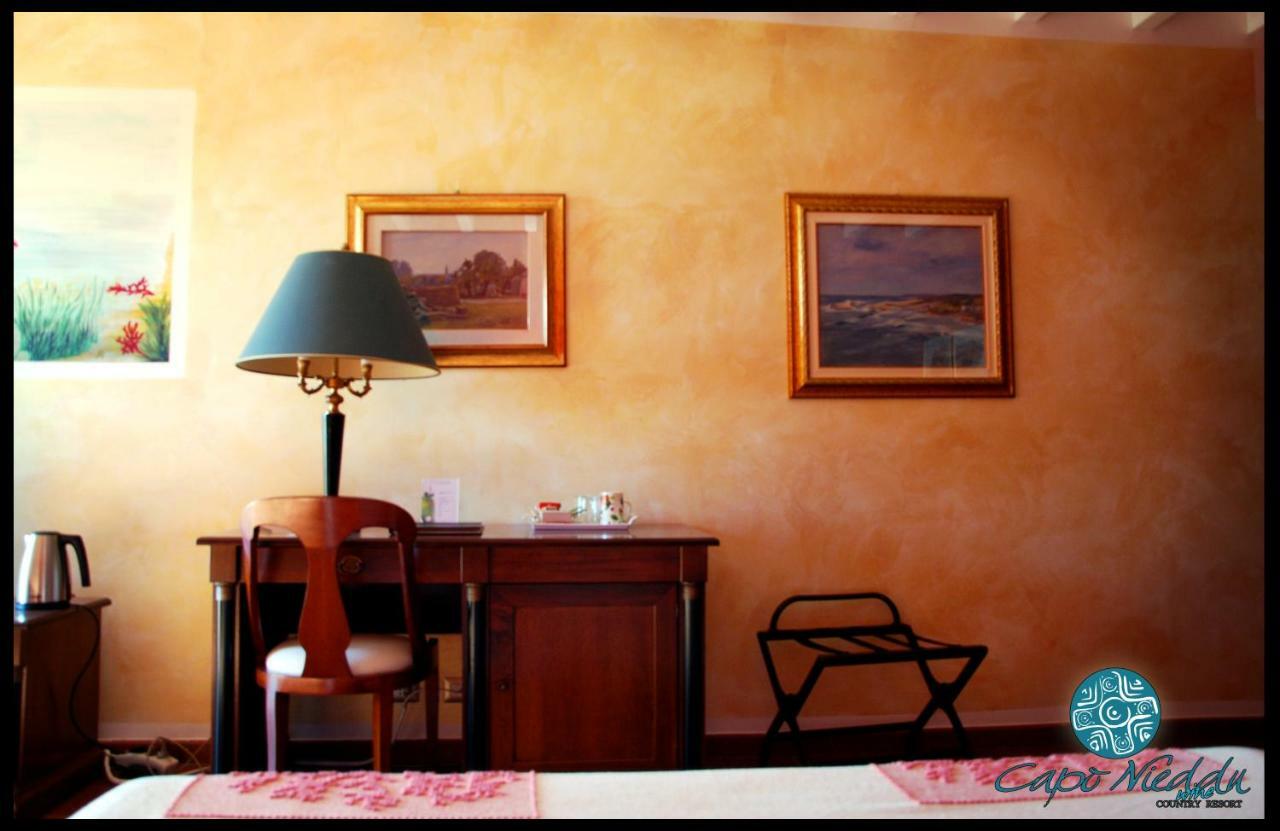 Country Resort Capo Nieddu Santa Caterina Di Pittinuri  Eksteriør billede