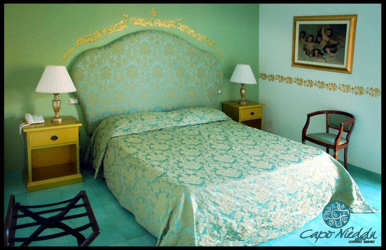 Country Resort Capo Nieddu Santa Caterina Di Pittinuri  Eksteriør billede