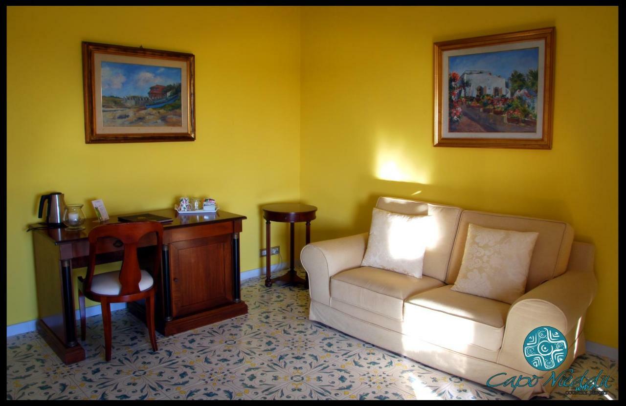 Country Resort Capo Nieddu Santa Caterina Di Pittinuri  Eksteriør billede
